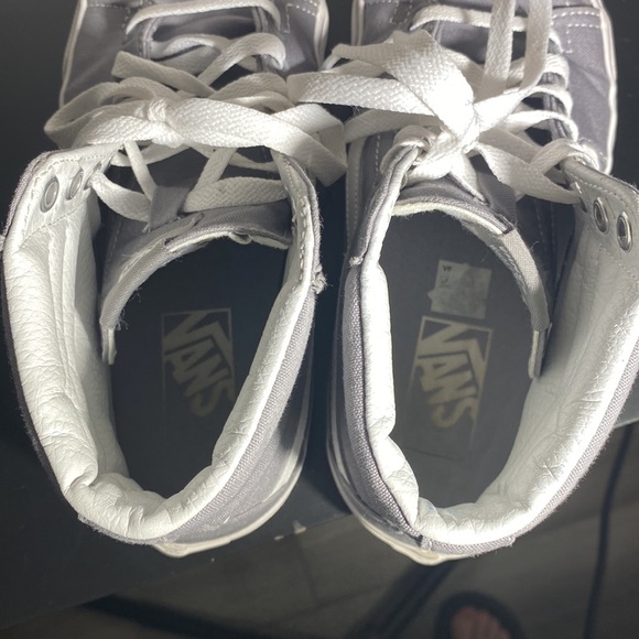 Grey Hightop Vans SZ 7 - Picture 3 of 3